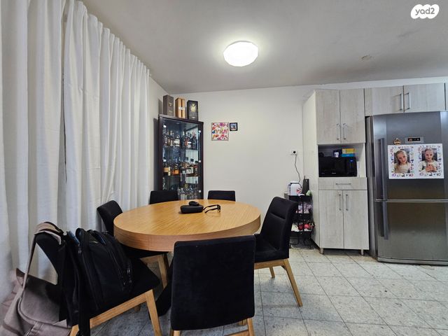 דו משפחתי, לשם, ערד