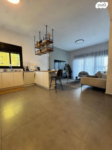 דירה, הקוממיות 16, דרום חדש, פארק הים, בת ים