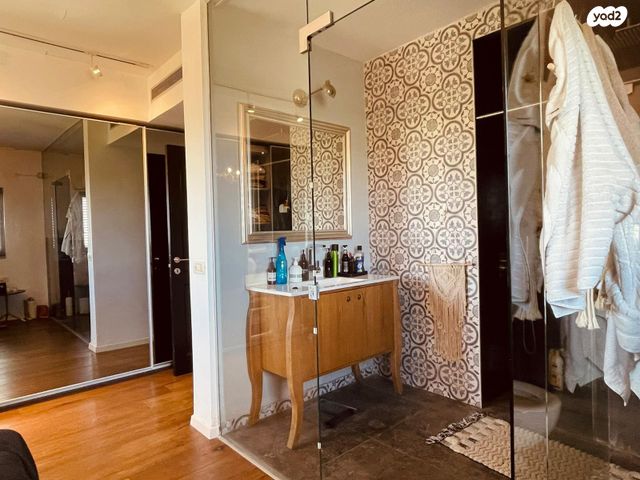 דירה, אורי צבי גרינברג 7, אזורי חן, גימל החדשה, תל אביב יפו