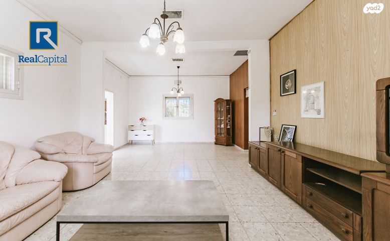 דו משפחתי, מודיעין 11, נווה נאמן, הוד השרון