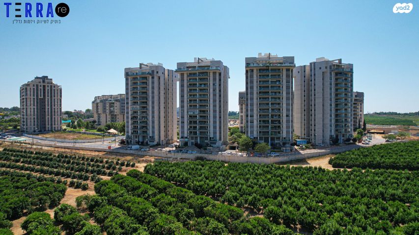 דירה, אהוד מנור, יפה נוף, כפר יונה