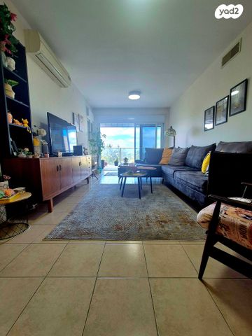 דירה, דרך צרפת 62, קרית שפרינצק, חיפה