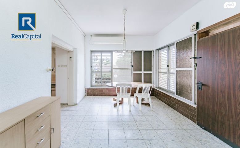 דו משפחתי, מודיעין 11, נווה נאמן, הוד השרון