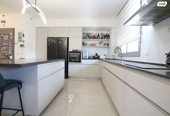 דירה, נווה גנים, קרית מוצקין