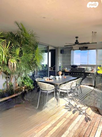 גג/ פנטהאוז, רמת השרון