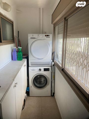 דירה, הפרחים, כרמיאל