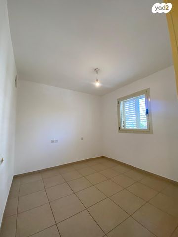 דירה, קרית השרון, נתניה