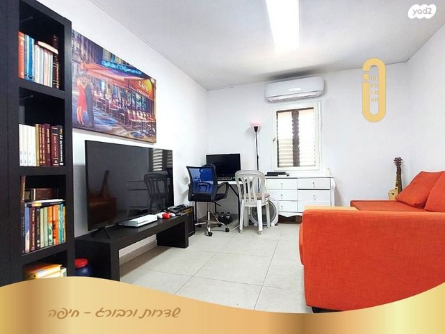 דירה, שדרות ורבורג, קרית שמואל, חיפה