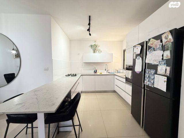 דירת גן, אורן 12, החורש, חריש