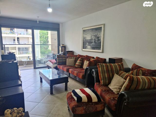 דירה, רמתיים, הוד השרון