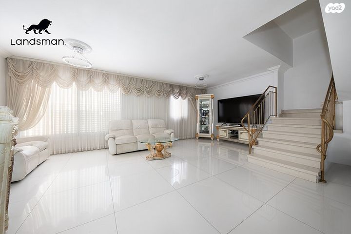 יהושע רבינוביץ 