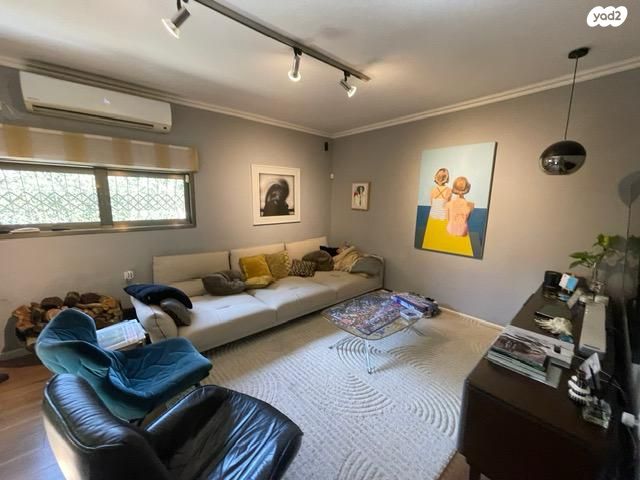 דו משפחתי, שיכון דן, נווה דן, תל אביב יפו