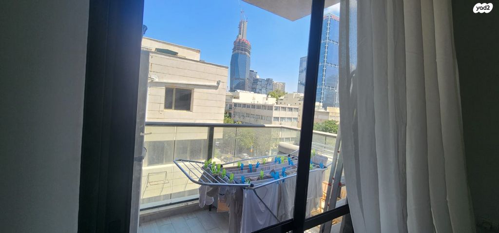 דירה, ישראל ב"ק, מונטיפיורי, הרכבת, תל אביב יפו