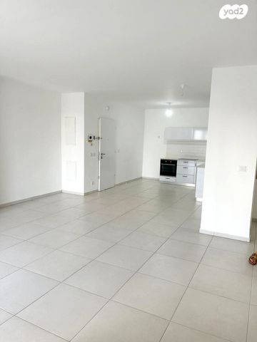 דירה, השחף 3, החותרים, טירת כרמל