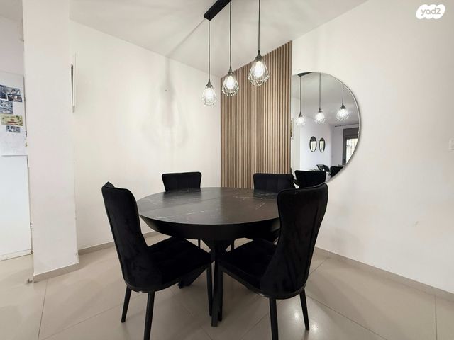 דירת גן, אורן 12, החורש, חריש