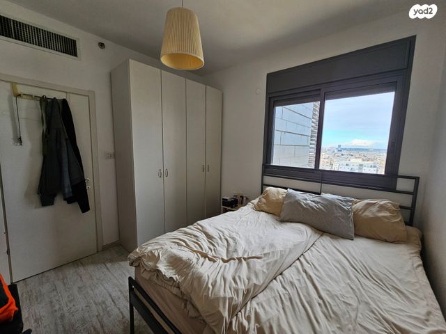 דירה, סמטת אבני חושן 12, גני מרום, רמת גן