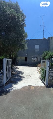 בית פרטי/ קוטג', שלום עליכם, זיו, חיפה