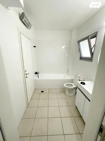 דירה, השחף 3, החותרים, טירת כרמל