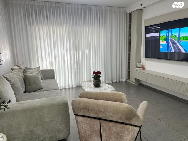 דירה, ליבנה 10, יצחק שמיר, נהריה