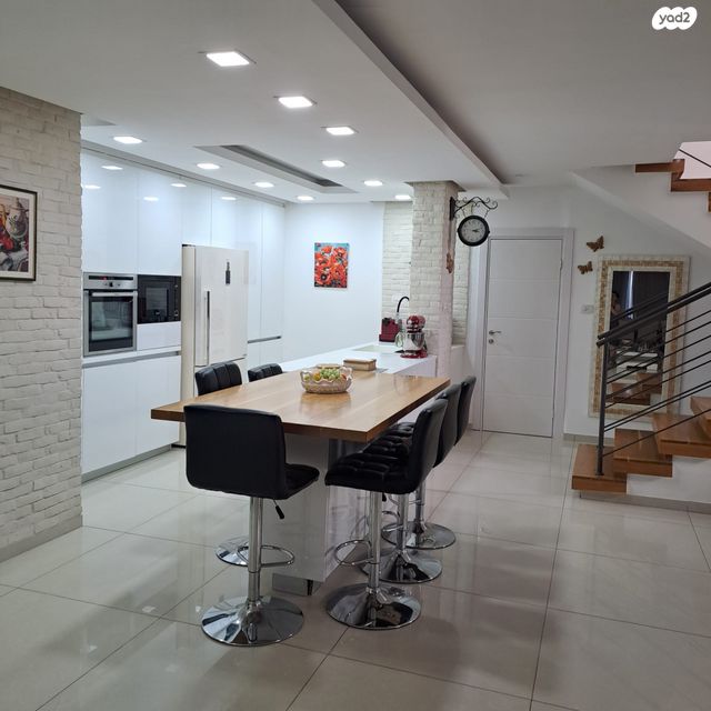 בית פרטי/ קוטג', יהודה דה בוטון 8, נאות לון, באר שבע