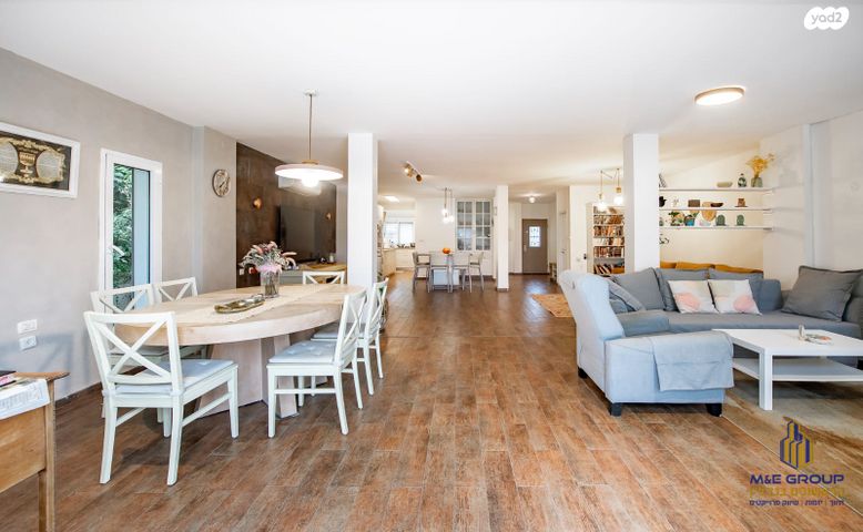 דו משפחתי, מישור הנוף, ראשון לציון