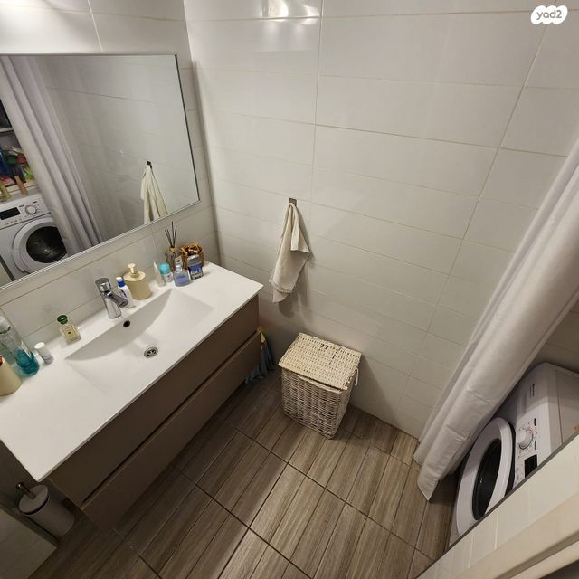 דירה, נחלת בנימין, פלורנטין, תל אביב יפו