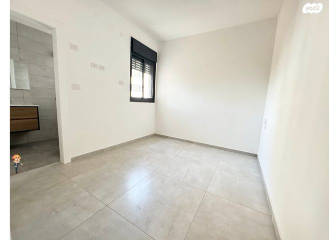 דירה, אנה פרנק 25, חרוזים, רמת גן