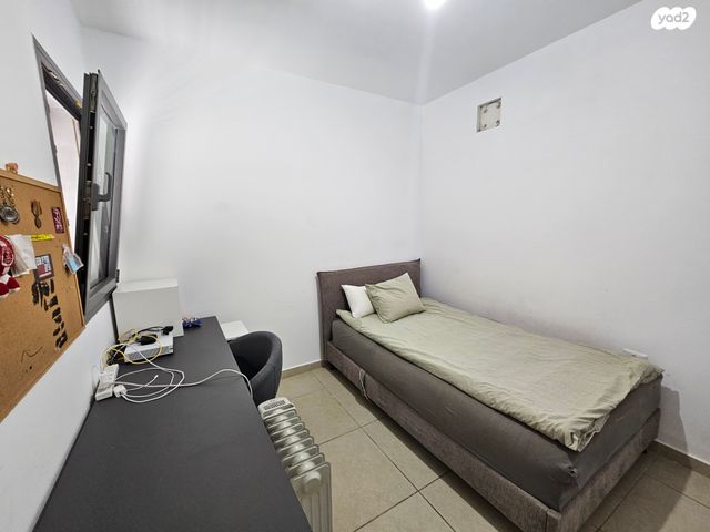 דירה, סמטת אבני חושן 12, גני מרום, רמת גן