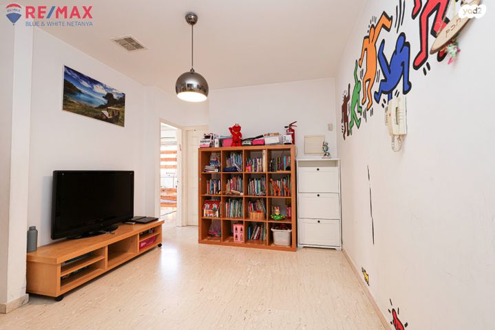 דו משפחתי, הולנד 26, פרדס הגדוד, נתניה