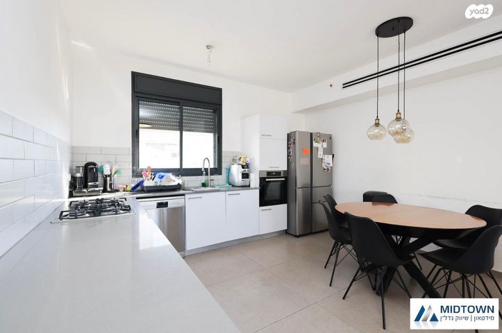 גג/ פנטהאוז, סוקולוב, מרכז, כפר סבא