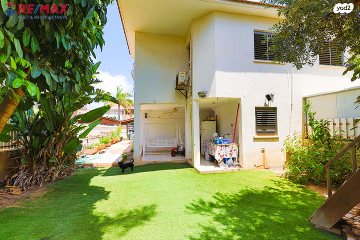 דו משפחתי, הולנד 26, פרדס הגדוד, נתניה