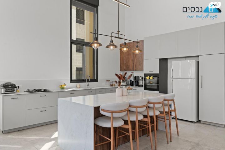 דירת גן, גולדה מאיר, מורשת, מודיעין מכבים רעות