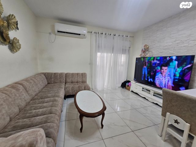 דירה, וייצמן, עיר, מרכז העיר, נהריה