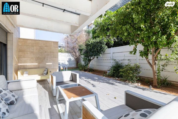 דירת גן, יונה בוגלה, כלניות, ראשון לציון