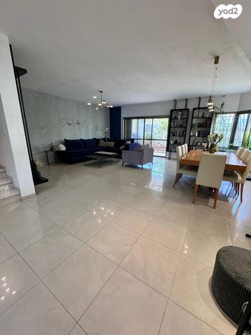 בית פרטי/ קוטג', רוזמרין, נווה אילן - צבאי, יבנה