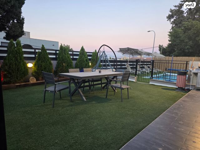 בית פרטי/ קוטג', יצחק שדה, שיכון עובדים, טבריה