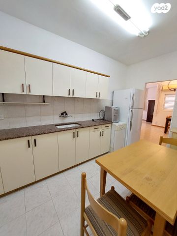 דירה, הגר"א, נאות רחל, חולון