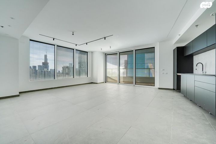 דירה, ארלוזורוב 82, שכונת הראשונים, רמת גן