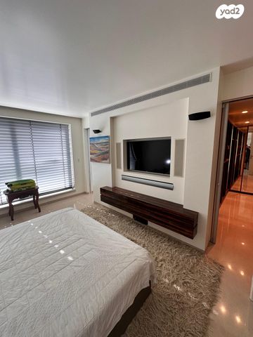 דירה, רציף הרברט סמואל, הצפון הישן - דרום, תל אביב יפו