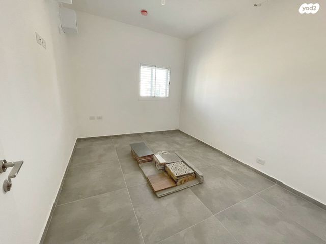 דירה, גרציאני יצחק 10, גני שרונה, קרית הממשלה, תל אביב יפו