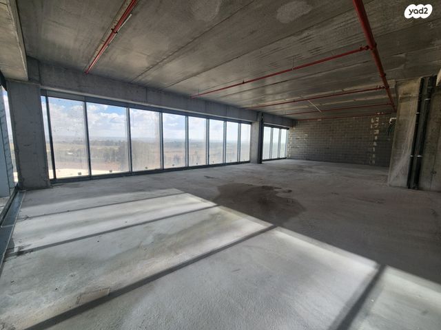 משרדים, החרש, הוד השרון