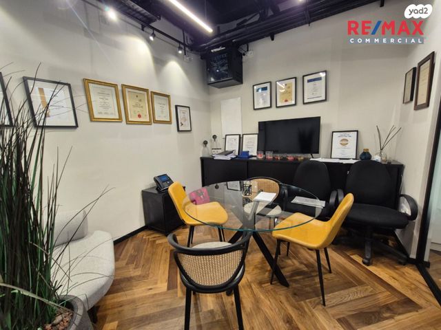 משרדים, סוקולוב, מתחם 1200, הוד השרון