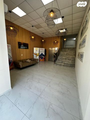 משרדים, החרושת, אזור תעשיה זעירה, עכו