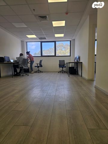 משרדים, חיפה