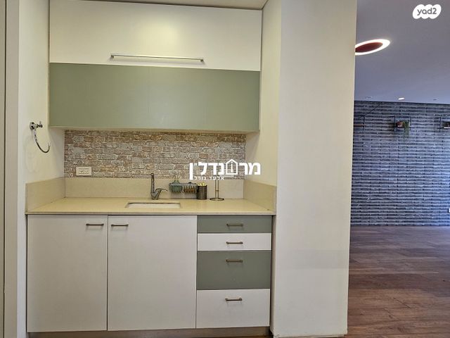 משרדים, הרצליה