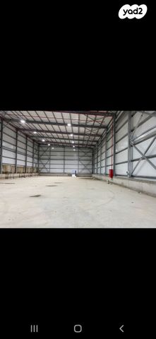 מבני תעשיה, שדה נחום