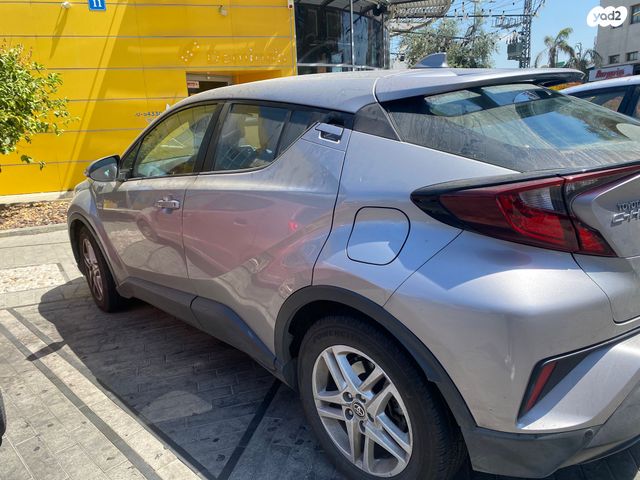 טויוטה C-HR