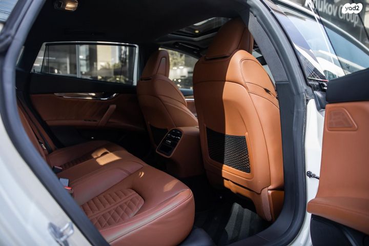 מזראטי קוואטרופורטה