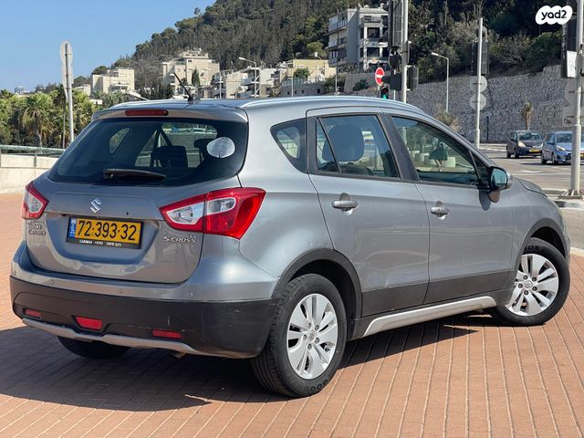 סוזוקי קרוסאובר