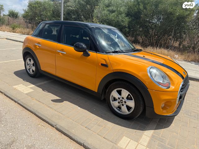 מודעת רכב מיני קופר